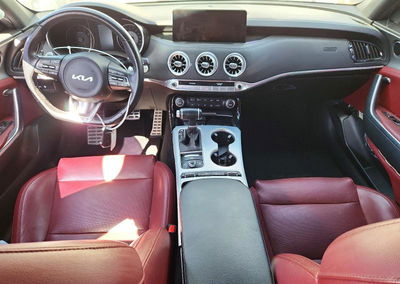 2022 Kia Stinger Gt1, daño Lateral, Copart lote 70069606, foto 8 de 12