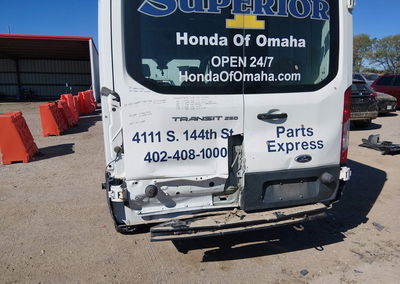 2019 Ford Transit-250, uszkodzenie: Tył, Iaai lot 46182901, zdjęcie 6 z 19