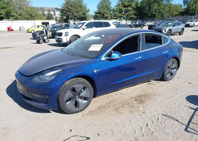 2019 Tesla Model 3 Long Range/mid Range/standard Range/standard Range Plus, daño Inundación, Iaai lote 46320573, foto 2 de 12