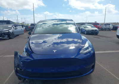 2023 Tesla Model Y Awd/long Range Dual Motor All-wheel Drive, daño Frontal derecho, Iaai lote 46141984, foto 11 de 15