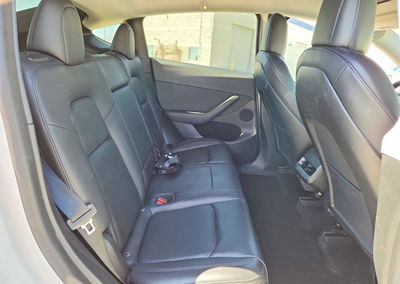 2022 Tesla Model Y, daño Frontal, Copart lote 67380416, foto 11 de 16