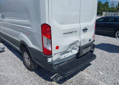 2025 Ford Transit-150, daño Trasero, Iaai lote 46041407, foto 6 de 16
