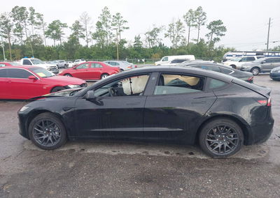 2026 Tesla Model 3, daño Trasero derecho, Iaai lote 46052964, foto 12 de 14