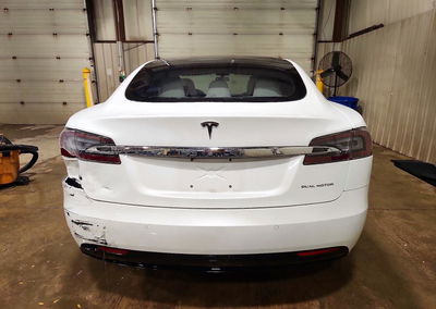 2020 Tesla Model S, Rear End damage, Copart lot 73619396, photo 6 of 15