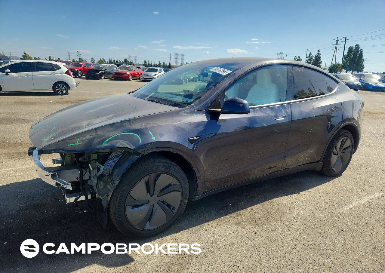 2026 Tesla Model Y, daño Frontal, Copart lote 70713996