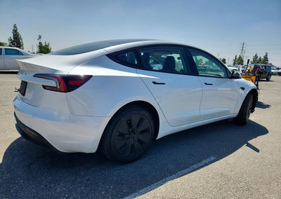 2026 Tesla Model 3, daño Frontal, Copart lote 68400816, foto 3 de 15