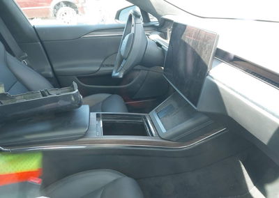 2021 Tesla Model S Long Range Dual Motor All-wheel Drive, uszkodzenie: Zalanie, Iaai lot 46207635, zdjęcie 5 z 14