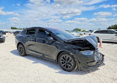 2023 Tesla Model X, daño Frontal, Copart lote 65848266, foto 4 de 14