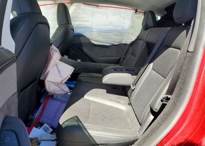 2026 Tesla Model Y, daño Lateral, Copart lote 66860836, foto 11 de 14