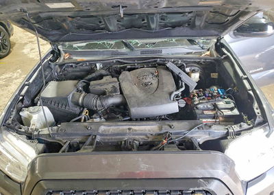 2022 Toyota Tacoma Sr5 V6, Rollover damage, Copart lot 69715206, photo 11 of 15