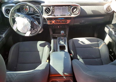 2022 Toyota Tacoma Sr5 V6, uszkodzenie: Przód, Copart lot 72453436, zdjęcie 8 z 12