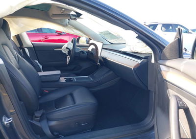 2022 Tesla Model 3 Rear-wheel Drive, daño Frontal, Iaai lote 46303264, foto 5 de 15