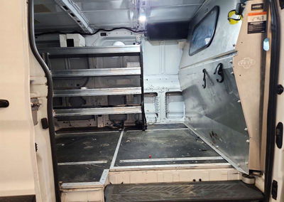 2023 Ford Transit T-250, daño Abolladuras/rayones menores, Copart lote 74088816, foto 11 de 13