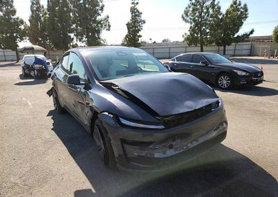 2026 Tesla Model Y, uszkodzenie: Ao, Copart lot 68446986, zdjęcie 13 z 14