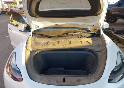 2022 Tesla Model Y Performance Dual Motor All-wheel Drive, Rear damage, Iaai lot 46318875, photo 10 of 18