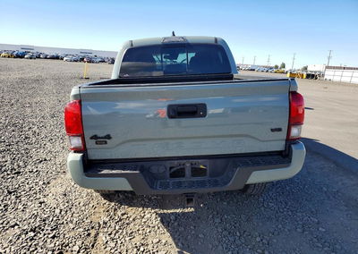 2022 Toyota Tacoma Sr5 V6, uszkodzenie: Przód, Copart lot 72453436, zdjęcie 6 z 12
