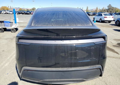 2026 Tesla Model Y, uszkodzenie: Przód, Copart lot 71314316, zdjęcie 6 z 15