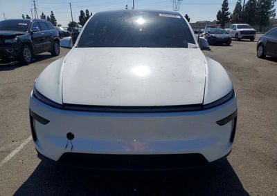 2026 Tesla Model Y, uszkodzenie: Bok, Copart lot 69553206, zdjęcie 5 z 14