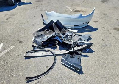 2022 Tesla Model Y, daño Frontal, Copart lote 67380416, foto 13 de 16