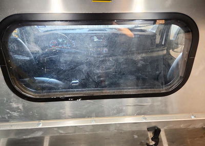 2023 Ford Transit T-250, daño Abolladuras/rayones menores, Copart lote 74088816, foto 8 de 13