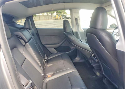 2025 Tesla Model Y, daño Frontal, Copart lote 69766886, foto 10 de 14