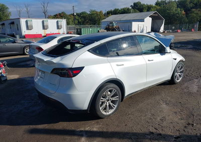 2023 Tesla Model Y, daño Frontal, Iaai lote 46225854, foto 4 de 15