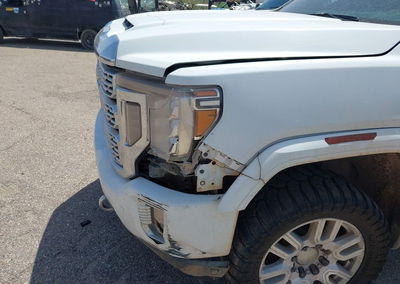 2022 Gmc Sierra 2500hd 4wd  Standard Bed Denali, uszkodzenie: Front & Rear, Iaai lot 45925739, zdjęcie 13 z 18