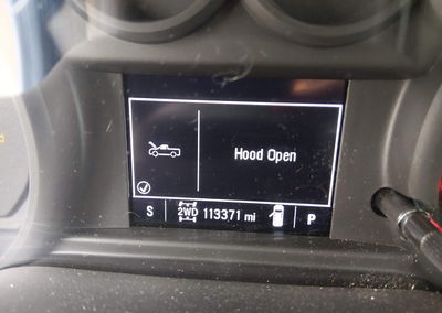 2023 Chevrolet Silverado 1500 4wd  Short Bed Custom, uszkodzenie: Prawy przód, Iaai lot 45936562, zdjęcie 15 z 16