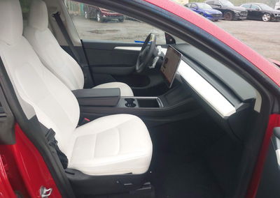 2023 Tesla Model Y Awd/long Range Dual Motor All-wheel Drive, uszkodzenie: Przód, Iaai lot 46041065, zdjęcie 5 z 23