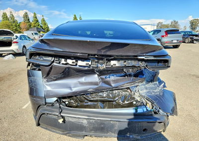 2026 Tesla Model Y, uszkodzenie: Ao, Copart lot 68446986, zdjęcie 6 z 14