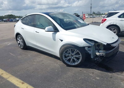 2023 Tesla Model Y Awd/long Range Dual Motor All-wheel Drive, Right Front damage, Iaai lot 46142857