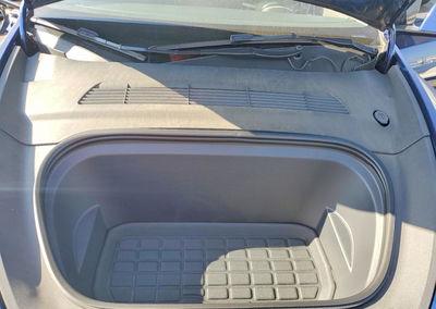 2023 Tesla Model Y, daño Trasero, Copart lote 69412006, foto 11 de 13