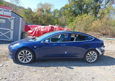 2019 Tesla Model 3 Long Range/mid Range/standard Range/standard Range Plus, uszkodzenie: Lewy tył, Iaai lot 46317582,