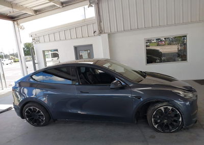 2022 Tesla Model Y Long Range Dual Motor All-wheel Drive, Suspension damage, Iaai lot 46105787, photo 13 of 16