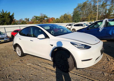 2023 Tesla Model Y, daño Trasero, Copart lote 73898906, foto 4 de 12