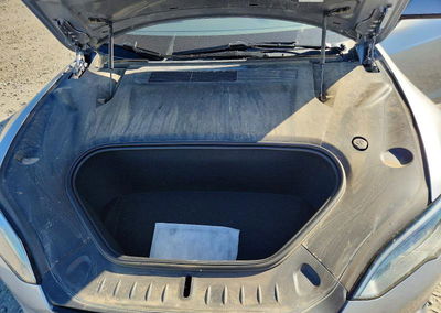 2025 Tesla Model S, daño Granizo, Copart lote 69565146, foto 11 de 14