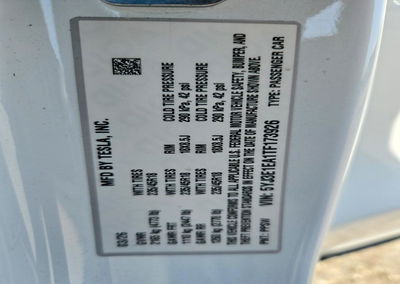 2026 Tesla Model 3, daño Frontal, Copart lote 68400816, foto 13 de 15