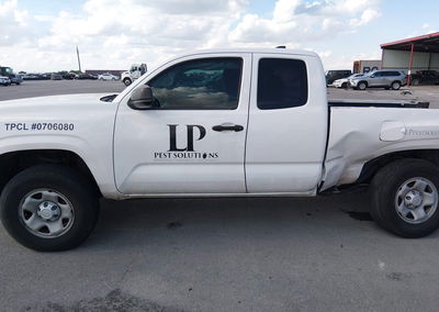 2019 Toyota Tacoma Sr, Left Side damage, Iaai lot 46191494, photo 15 of 17