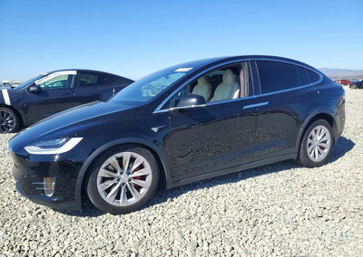 2020 Tesla Model X, daño Frontal, Copart lote 73090306