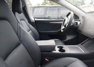 2023 Tesla Model Y Awd/long Range Dual Motor All-wheel Drive, uszkodzenie: Prawy bok, Iaai lot 45675160, zdjęcie 5 z 19