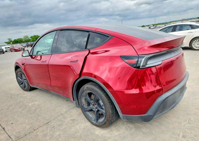 2026 Tesla Model Y, daño Lateral, Copart lote 49902146, foto 2 de 14