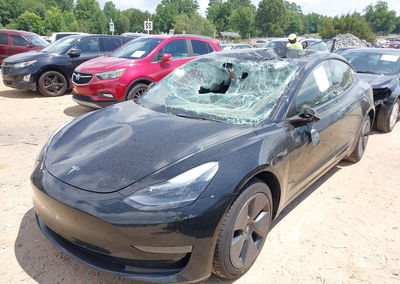 2023 Tesla Model 3 Rear-wheel Drive, Roof damage, Iaai lot 45452462, photo 2 of 15
