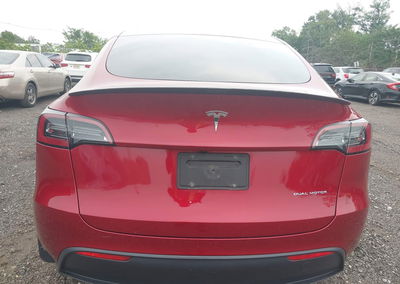 2024 Tesla Model Y Long Range Dual Motor All-wheel Drive, daño Inundación, Iaai lote 45824602, foto 16 de 16