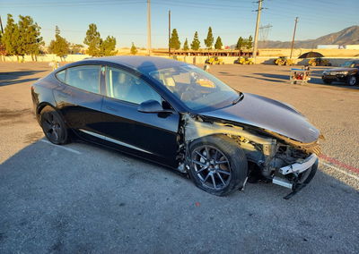 2023 Tesla Model 3, daño Frontal, Copart lote 71403136, foto 4 de 15