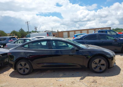 2023 Tesla Model 3 Rear-wheel Drive, Roof damage, Iaai lot 45452462, photo 12 of 15