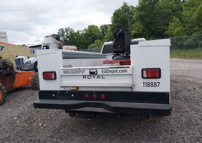 2024 Chevrolet Silverado 3500hd Chassis Lt, Left Front damage, Iaai lot 45286927, photo 17 of 17