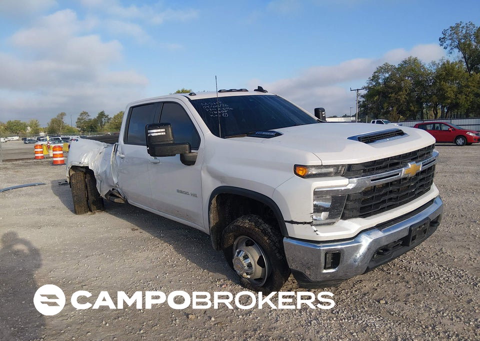 2024 Chevrolet Silverado 3500hd 4wd  Long Bed Lt, Right Side damage, Iaai lot 46155767