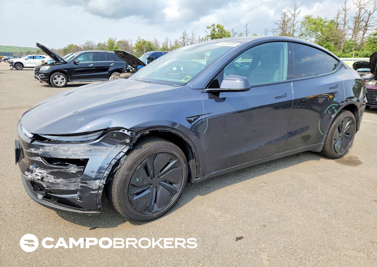 2026 Tesla Model Y, daño Frontal, Copart lote 64064346