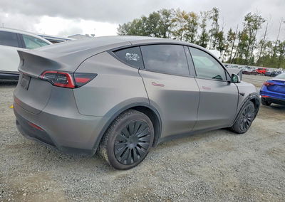 2023 Tesla Model Y, daño Frontal, Copart lote 70338526, foto 3 de 13