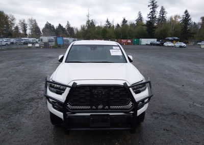 2023 Toyota Tacoma Trd Off Road, daño Frontal, Iaai lote 46440345, foto 18 de 21